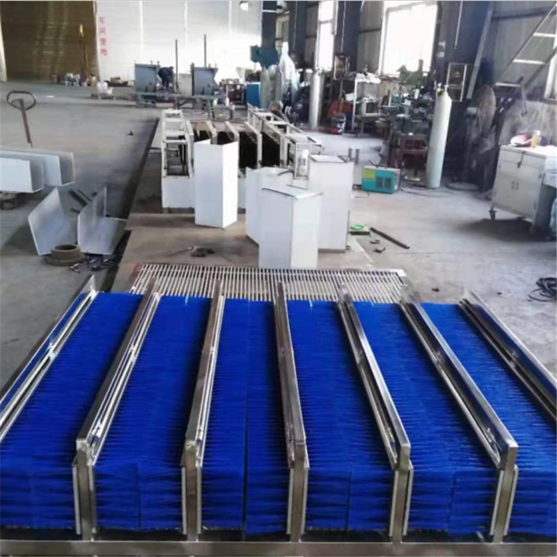 華礦重工一批洗靴機發(fā)往甘肅平涼